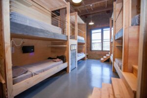 PodShare DTLA Arts District - Hostel / expedia.com